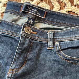 Tommy Bahama Women's Blue Jeans Crop Size 4 EUC Heritage Wash